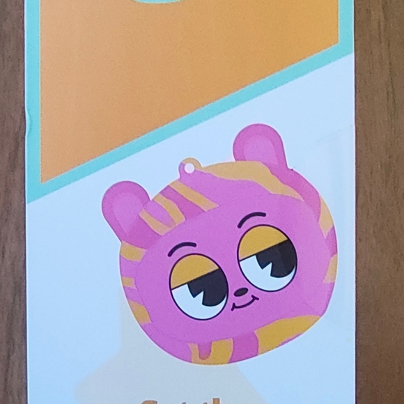 True Wireless Earbuds - Picture 5 of 5